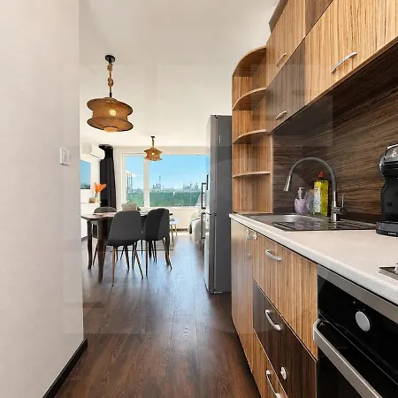 Apartment 1br Rooftop Cityscape Varna