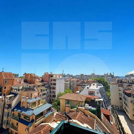 1br Rooftop Cityscape Apartamento