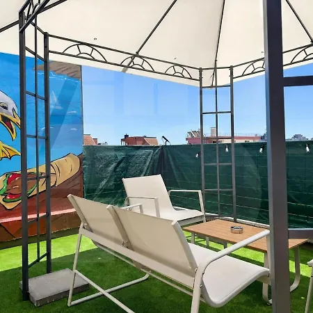 Apartment 1br Rooftop Cityscape